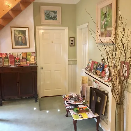 Brookville House Pensión