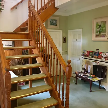 Pensión Brookville House Monkstown (Dublin)