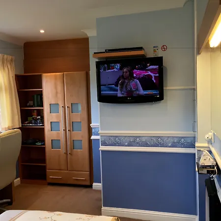 Pensión Brookville House