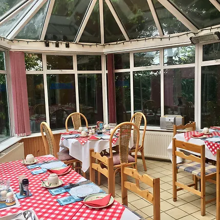 Brookville House Pensión Monkstown (Dublin)