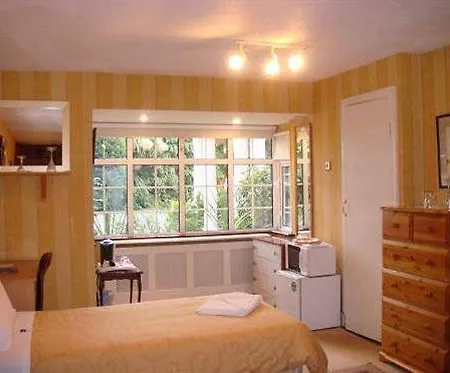 Brookville House 4* Monkstown (Dublin)