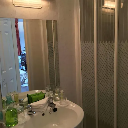 Brookville House Guest house 4*