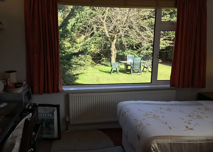 ゲストハウス Brookville House